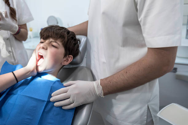 Best Tooth Infection Emergency Dentist  in Moorhead, MN